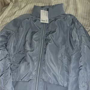 Athleta Jetset Bomber Blueish/Gray Puffer Jacket